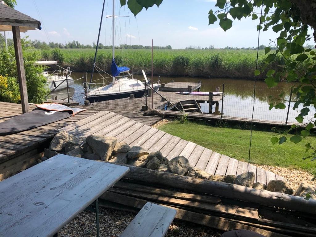 25H Garden Apartment Plus Private Beach Neusiedl am See Eksteriør billede